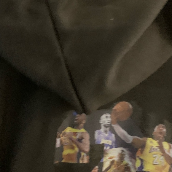 Kobe Bryant ( thanks for the memories) black unisex hoodie size 4XL - Picture 7 of 11